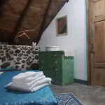 Ovile Juanne Loddo Hotell