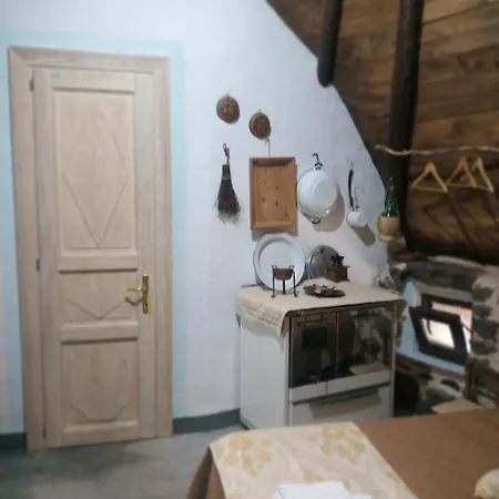 فندق Ovile Juanne Loddo أروسييْ