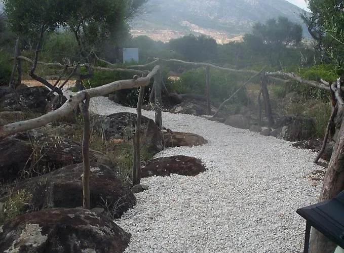 Otel Ovile Juanne Loddo