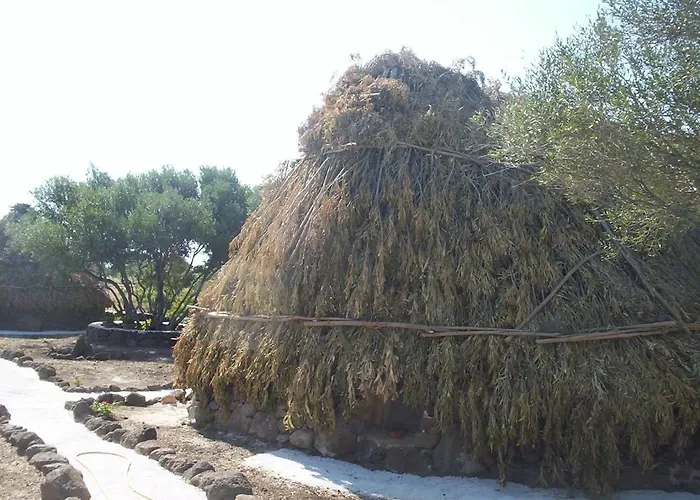 Otel Ovile Juanne Loddo 3*