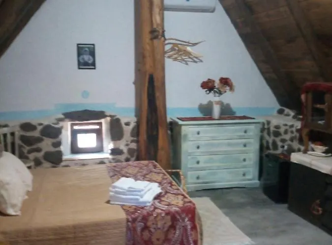 Otel Ovile Juanne Loddo 3*